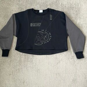 EC Gymshark Cropped Black Crew Neck Sweater - Size Large